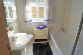 Cozy vacation home (140 sqm) for up to 6 people with fully equipped kitchen - Image 3