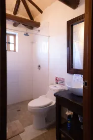 Lake House in Tota - Image 2
