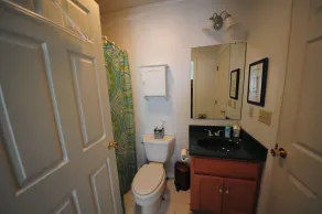 Welcome to Bayside Breeze! One Block From Town Beach, Walk to Waterfront Dining - Image 4