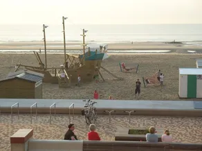 SPECTACULAR SEAVIEW NEAR BRUGES - SPACIOUS APARTMENT 3 BEDROOMS 2 TERRACES - Image 3