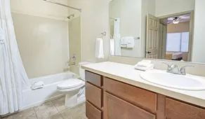 South Mountain Preserve 3BR Apartment - Image 4