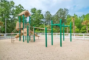 Williamsburg | Family Heritage Stay | Pool + Hot Tub | 2BR Condo - Image 2