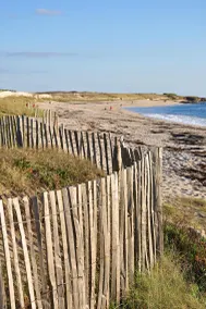 Maison bretonne au bord de la plage - Image 4