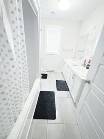 Modern 3-Bedroom Retreat Near Moncton Hospital and Downtown - Image 3