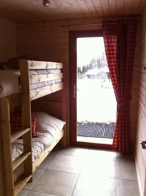 Sehr schöne Wohnung in Holzhaus - Image 5
