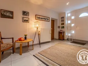 Charming Cottage near Historic Sites with Garden and Modern Amenities - Image 2