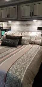 Cardinal Cottage Glamp/sleeps 4 - Image 5