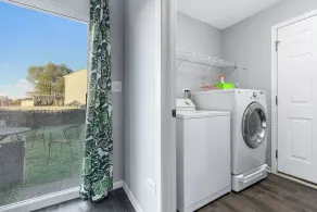2bdrms/1.5bath-5beds/Quiet/Laundry/Jungle Theme/FREE Wifi/Sleep6 - Image 2