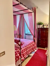 Apartment in country villa with swimming pool - Image 4