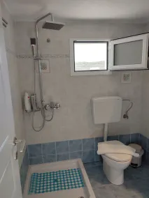 Quiet private house with Sea view    - Image 3
