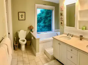Mountain-view House ~ Mins To Middlebury, Flex Cancellation Policy - Image 5