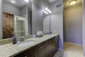 2 Schlafzimmer / 2. 5 Bad Memphis Condo - Prime Downtown Lage! - Image 5