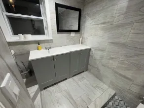 Luxe 1BR Oasis - Prime NY Stay - Image 3