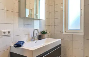4 Bedroom Gorgeous Home In Bruinisse - Image 4