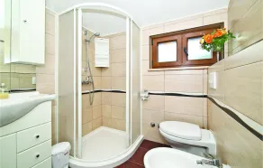 Pet friendly home in Plano - Image 3