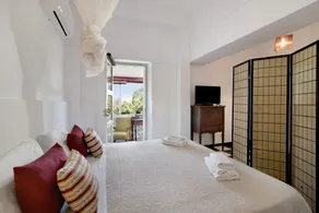 Holiday Home 'Bela Vista Retreat- Jasmin' with Sea View, Wi-Fi and Air Conditioning - Image 5