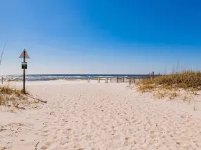 Tropical Oasis at the Beach! Balcony with Beach Views & Easy Walk to the Gulf - Image 4