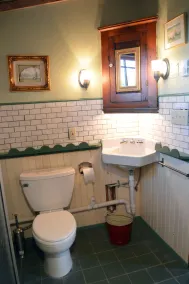 Unique Tiny  House Getaway on Historic Farm - Image 2