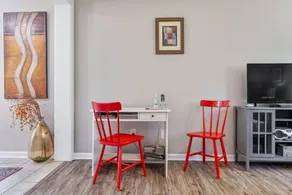 Newly Remodeled Charming Mountain Retreat In Super Location - Image 3
