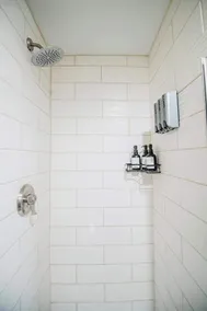 Modern Home of Style & Comfort! - Image 5
