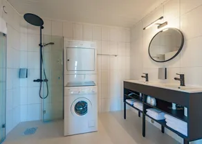 Grønnbuene Rorbu Hotel - Image 3