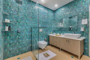 Alaya Stays Ratikara Ullaas 2BHK Pool - Image 4