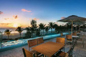 Two Bedroom Oceanfront Apartment - Image 3