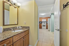 2BR- 6th floor- South Angled Oceanview Condo| Free Parking| Resort Access| - Image 4