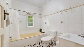 Kings Beach Cottage Pet Friendly - Image 2