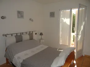 Große und lebhafte Familienvilla im Herzen der Provence - Image 4