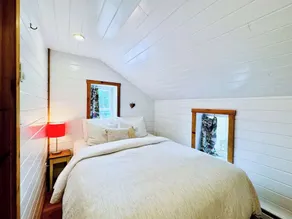 A City Cottage in the heart of Sturgeon Bay - Image 4
