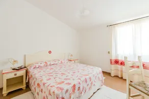 Holiday Home 'Domu De Maria' with Sea View, Private Terrace and Air Conditioning - Image 3