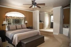 Lovin' Oven GUESTROOM at Arbor House Inn Bed and Breakfast on the River - Image 4