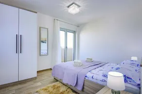 Holiday apartment with air conditioning - Image 5
