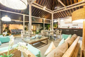 ✅-35% PISCINE PRIVÉE 4BR & 13mSUNDECK to10 minutes de la plagePersonnel complet, Wifi, Services - Image 2