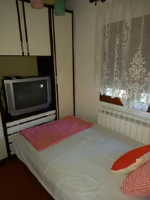 Beautiful Holiday House Wifi, cabTV, centr.heating - 5 min from NS - Image 5