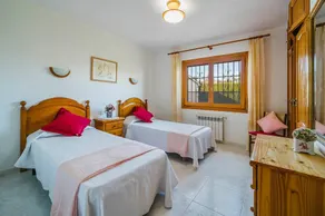 Villa Caseta Pearl by Villa Plus - Image 2