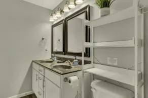 Exquisite Pet Friendly Condo Conveniently Located Close to the Fun In Branson - Image 4