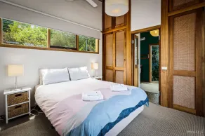 Eyrie House: Gorgeous panoramics sea views - Image 3