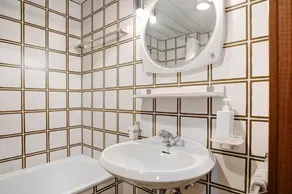 Apartment \"Nives\" with Mountain View, Indoor Pool and Wi-Fi - Image 3