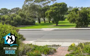 Renovated Retro Style + Park Views - Image 5