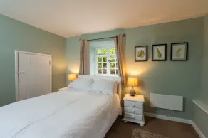 Adjoining cottages perfect for 2 families - Image 5