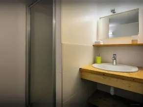 Chalet 4 * moderne nær pisten, 3 km fra La Clusaz-wifi - OVO Network - Image 4