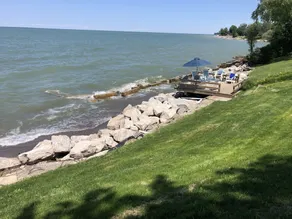 Madison Lakehouse – Spectacular Sunsets, Triple Lot. - Image 4