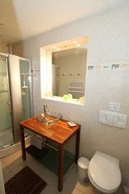 Klimatisiertes Cottage für 4 Personen mit beheiztem Pool in Taillades im Luberon - Image 3