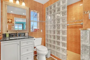 Coco Sands Riverfront Pool Home w/5 Bedrms - 3 min to the beach - Image 4