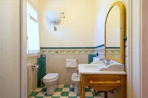 Villa Dana: An elegant and welcoming villa situated in a quiet location, a few minutes from the town center, with Free WI-FI. - Image 5