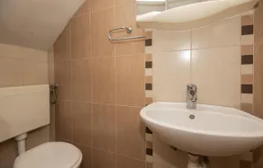 Smukt hus med 2 soveværelser i Baska Voda - Image 4