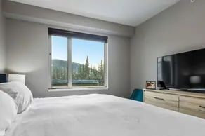 Echo Landing 35 : Charmante maison mitoyenne de 3 chambres avec piscine privée bain à remous - Image 4