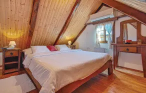 One-Bedroom Holiday Home In Donja Voca - Image 2